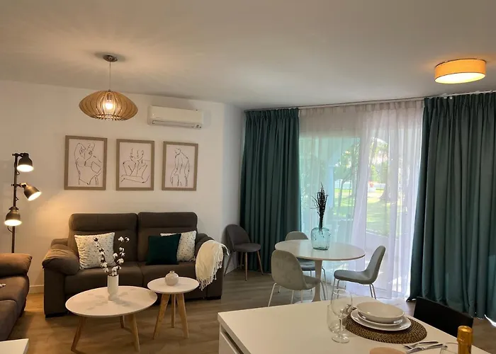 Puerto Banus Picasso Апартаменты Марбелья